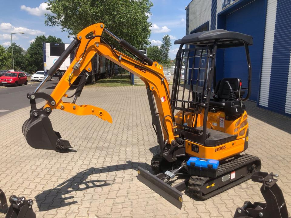 Minibagger BK1700JS inkl. Zubehörpaket Groß *INKL.19% MWST*BERGER KRAUS*KUBOTA*JOYST*SOFORT! - حفار صغير: صورة 2 Minibagger BK1700JS inkl. Zubehörpaket Groß *INKL.19% MWST*BERGER KRAUS*KUBOTA*JOYST*SOFORT! - حفار صغير: صورة 2