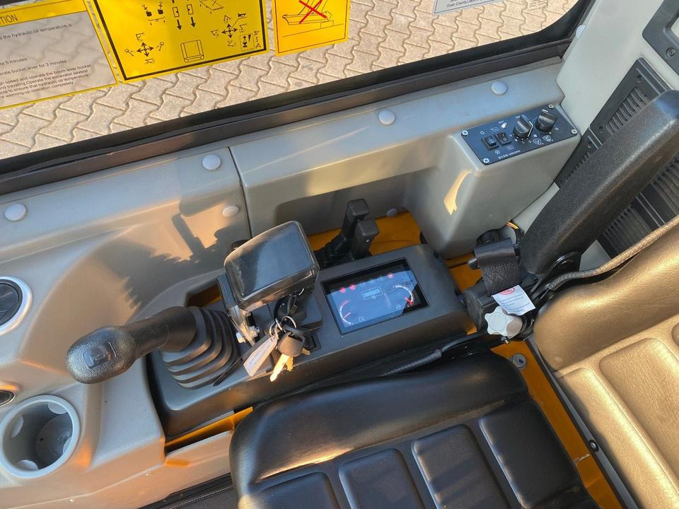 حفار صغير, مقطورة Minibagger BK2000NKSR + Tieflader + Zubehör *INKL.19% MWST*BERGER KRAUS*KUBOTA* KLIMA*SCHWENKARM*VERSTELLFAHRWERK*: صورة 16
