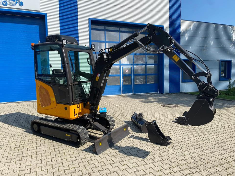 Minibagger BK2800ASR inkl. Schaufelpaket *INKL.19% MWST*BERGER KRAUS*KUBOTA*SCHWENKARM* VERSTELLFAHRWERK*KLIMA* - حفار صغير: صورة 5 Minibagger BK2800ASR inkl. Schaufelpaket *INKL.19% MWST*BERGER KRAUS*KUBOTA*SCHWENKARM* VERSTELLFAHRWERK*KLIMA* - حفار صغير: صورة 5