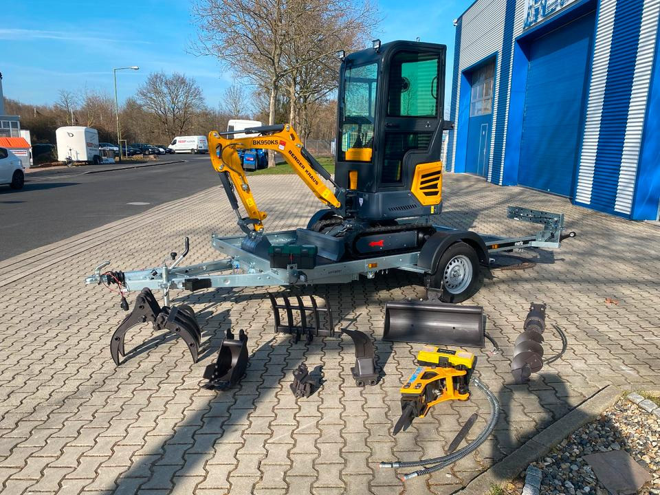 Minibagger BK950KS + Anhänger + Zubehör *INKL.19% MWST*BERGER KRAUS*KABINE*SOFORT!* - حفار صغير: صورة 1 Minibagger BK950KS + Anhänger + Zubehör *INKL.19% MWST*BERGER KRAUS*KABINE*SOFORT!* - حفار صغير: صورة 1