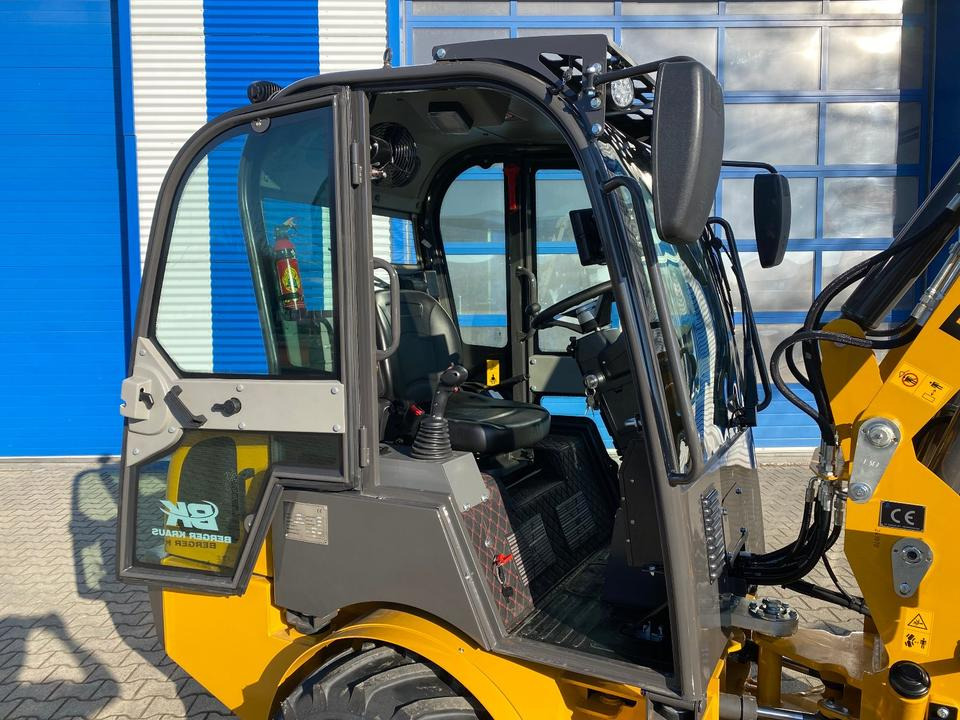 Radlader/Hoflader BK810 inkl. Gabel/Schaufelpaket *INKL.19% MWST*BERGER KRAUS* KUBOTA*EURO*CE* - لودر مفصلي صغير: صورة 5 Radlader/Hoflader BK810 inkl. Gabel/Schaufelpaket *INKL.19% MWST*BERGER KRAUS* KUBOTA*EURO*CE* - لودر مفصلي صغير: صورة 5