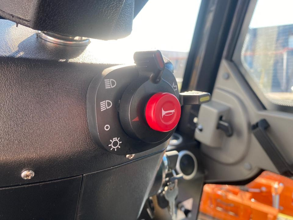 لودر مفصلي صغير Radlader/Hoflader BK810 inkl. Tieflader und Winterpaket *INKL.19% MWST*BERGER KRAUS* KUBOTA*EURO*CE*: صورة 19 لودر مفصلي صغير Radlader/Hoflader BK810 inkl. Tieflader und Winterpaket *INKL.19% MWST*BERGER KRAUS* KUBOTA*EURO*CE*: صورة 19