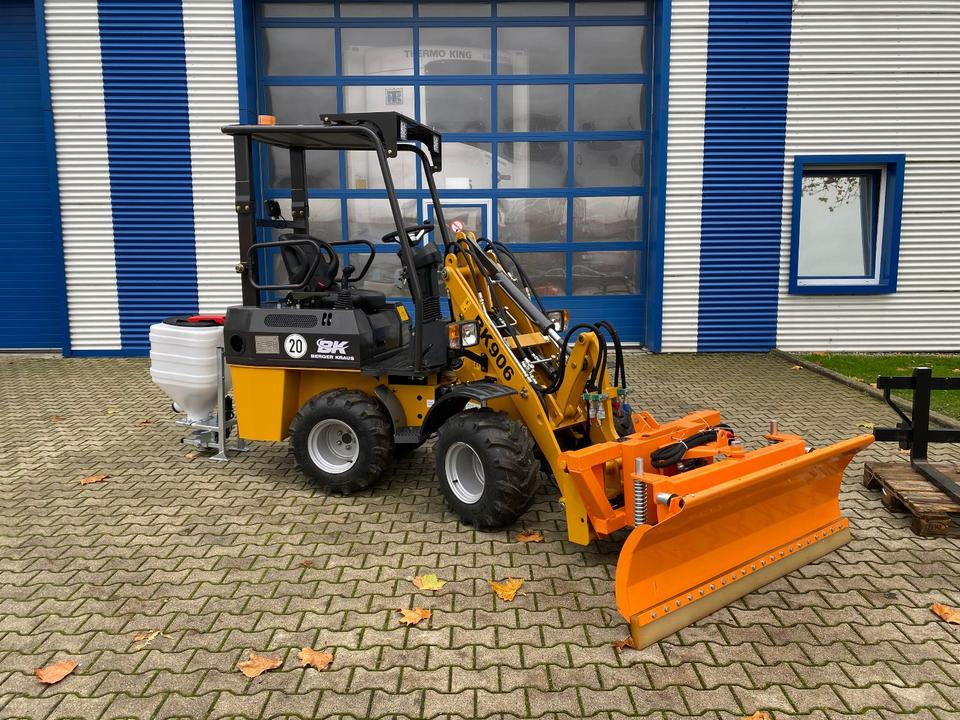 Radlader/Hoflader BK906 inkl. Winter-Komplettpaket *INKL.19% MWST.*BERGER KRAUS*PERKINS*EURO*SOFORT!* - لودر مفصلي صغير: صورة 2 Radlader/Hoflader BK906 inkl. Winter-Komplettpaket *INKL.19% MWST.*BERGER KRAUS*PERKINS*EURO*SOFORT!* - لودر مفصلي صغير: صورة 2