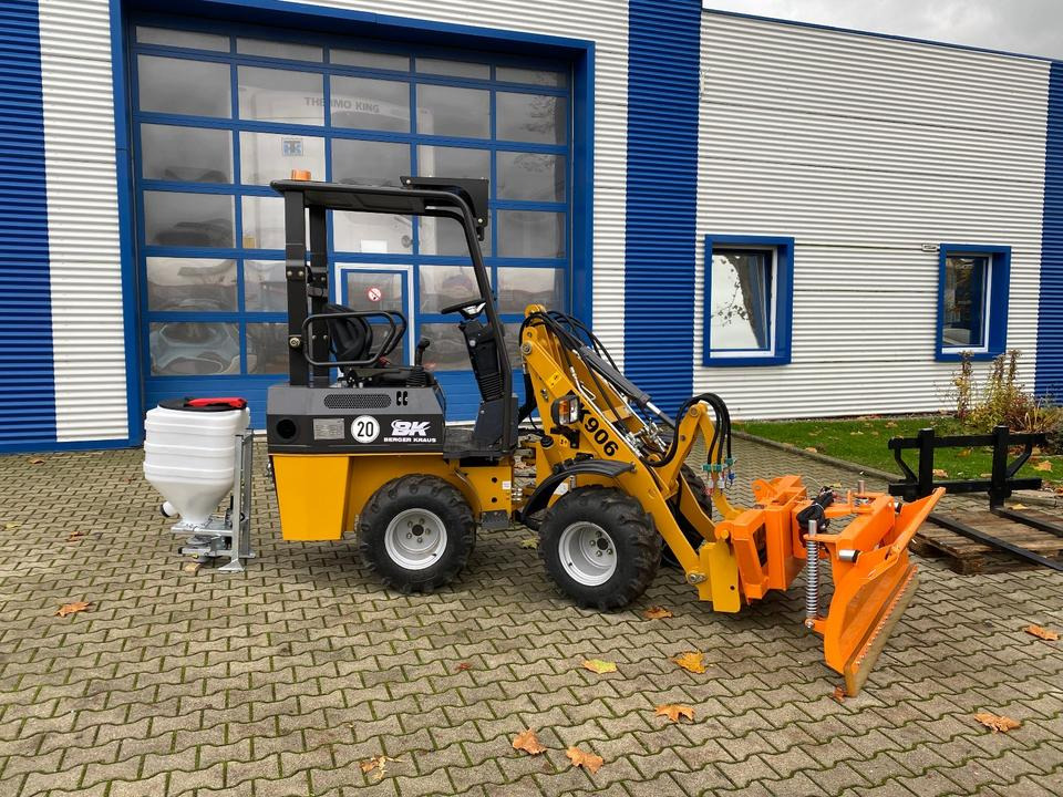 Radlader/Hoflader BK906 inkl. Winter-Komplettpaket *INKL.19% MWST.*BERGER KRAUS*PERKINS*EURO*SOFORT!* - لودر مفصلي صغير: صورة 3 Radlader/Hoflader BK906 inkl. Winter-Komplettpaket *INKL.19% MWST.*BERGER KRAUS*PERKINS*EURO*SOFORT!* - لودر مفصلي صغير: صورة 3