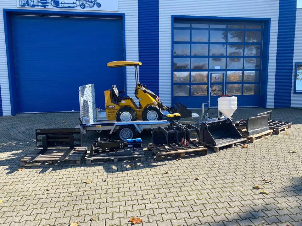Radlader/Mini-Radlader BK360SW inkl. Tieflader und großem Zubehör *INKL.19% MWST*BERGER KRAUS*B&S MOTOR*SOFORT!* - لودر مفصلي صغير, مقطورة: صورة 2 Radlader/Mini-Radlader BK360SW inkl. Tieflader und großem Zubehör *INKL.19% MWST*BERGER KRAUS*B&S MOTOR*SOFORT!* - لودر مفصلي صغير, مقطورة: صورة 2