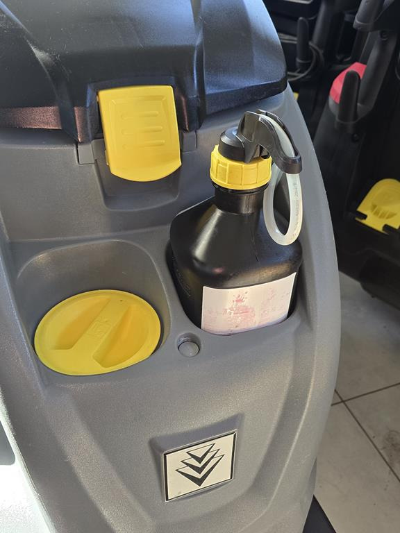 ماكينة فرك وتجفيف KÄRCHER B60 W Bp DOSE + R55 357 HOURS: صورة 9