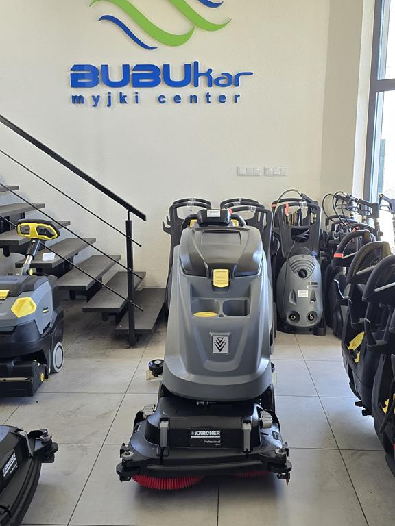 KÄRCHER B60 + disk D 65 307 working hours - ماكينة فرك وتجفيف: صورة 3 KÄRCHER B60 + disk D 65 307 working hours - ماكينة فرك وتجفيف: صورة 3