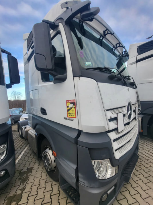 Mercedes-Benz ACTROS 1845 mega - مقطورة السحب: صورة 1 Mercedes-Benz ACTROS 1845 mega - مقطورة السحب: صورة 1
