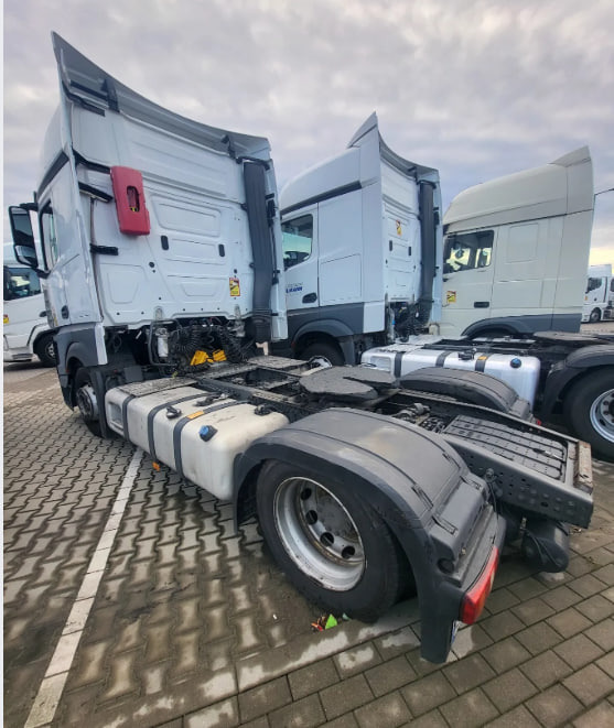 Mercedes-Benz ACTROS 1845 mega - مقطورة السحب: صورة 4 Mercedes-Benz ACTROS 1845 mega - مقطورة السحب: صورة 4