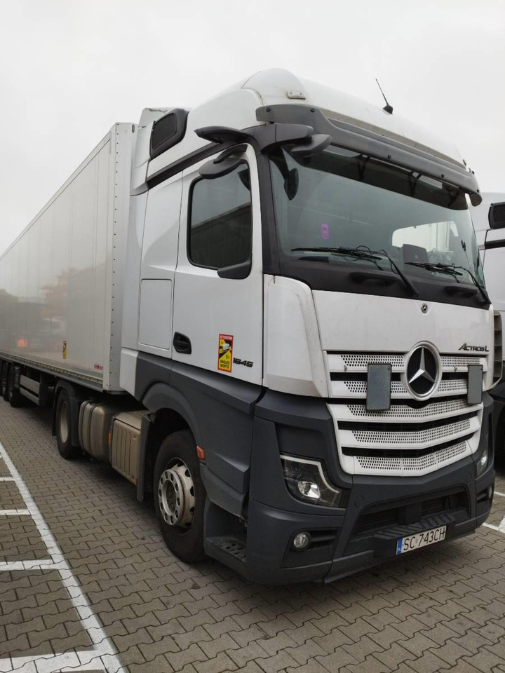 Schmitz Cargobull 3 axles  xLiftachse - نصف مقطورة ثابتة الحرارة: صورة 1 Schmitz Cargobull 3 axles  xLiftachse - نصف مقطورة ثابتة الحرارة: صورة 1