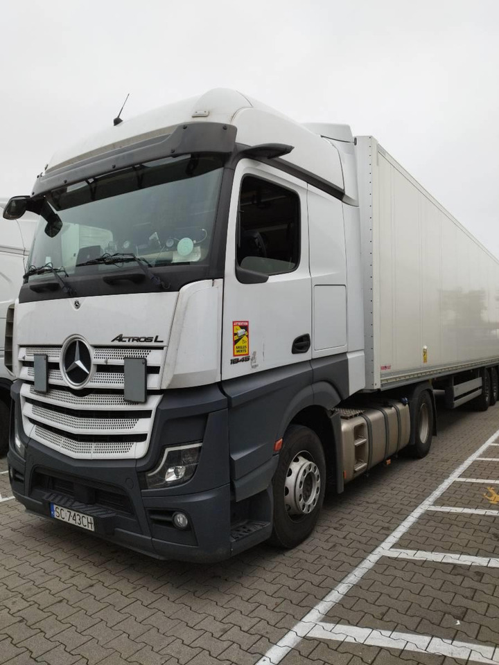 Schmitz Cargobull 3 axles  xLiftachse - نصف مقطورة ثابتة الحرارة: صورة 2 Schmitz Cargobull 3 axles  xLiftachse - نصف مقطورة ثابتة الحرارة: صورة 2