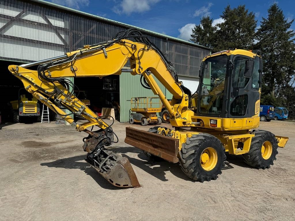 Komatsu PW 98 MR-8 - حفار ذو عجلات: صورة 1 Komatsu PW 98 MR-8 - حفار ذو عجلات: صورة 1