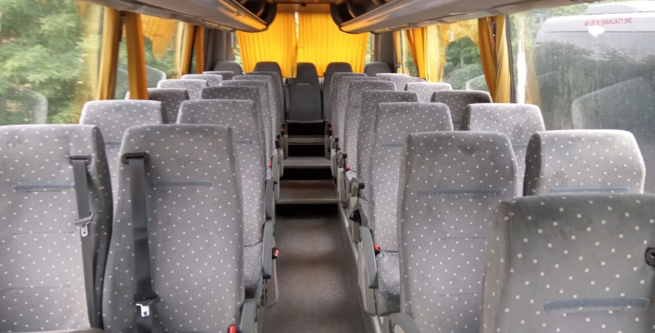 حافلة الضواحي Mercedes-Benz MAGO 2 / VARIO / BELUGA / XXL / 34 PLACE: صورة 8 حافلة الضواحي Mercedes-Benz MAGO 2 / VARIO / BELUGA / XXL / 34 PLACE: صورة 8