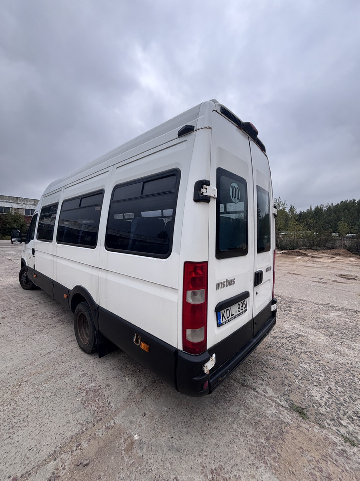 حافلة صغيرة, ميكروباص IVECO Daily: صورة 7