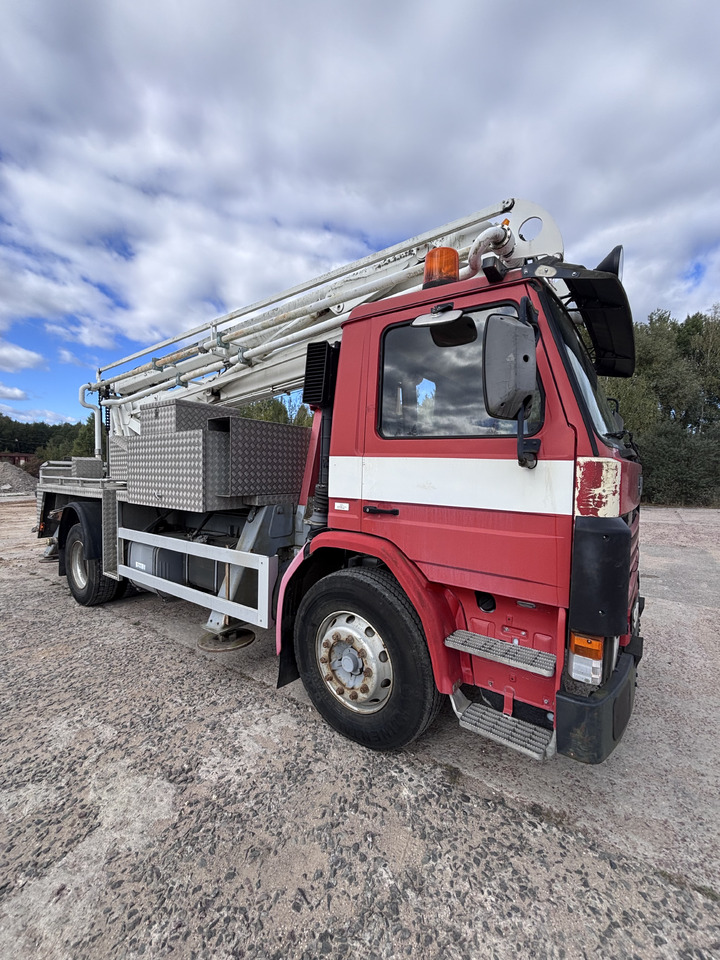 SCANIA - شاحنة حريق: صورة 3 SCANIA - شاحنة حريق: صورة 3