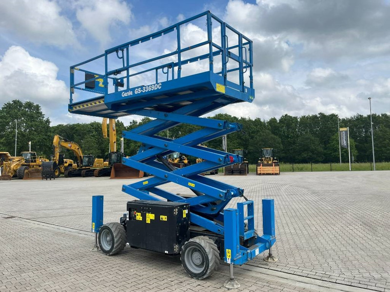 Genie GS 3369 DC - مرفاع مقصي: صورة 2 Genie GS 3369 DC - مرفاع مقصي: صورة 2