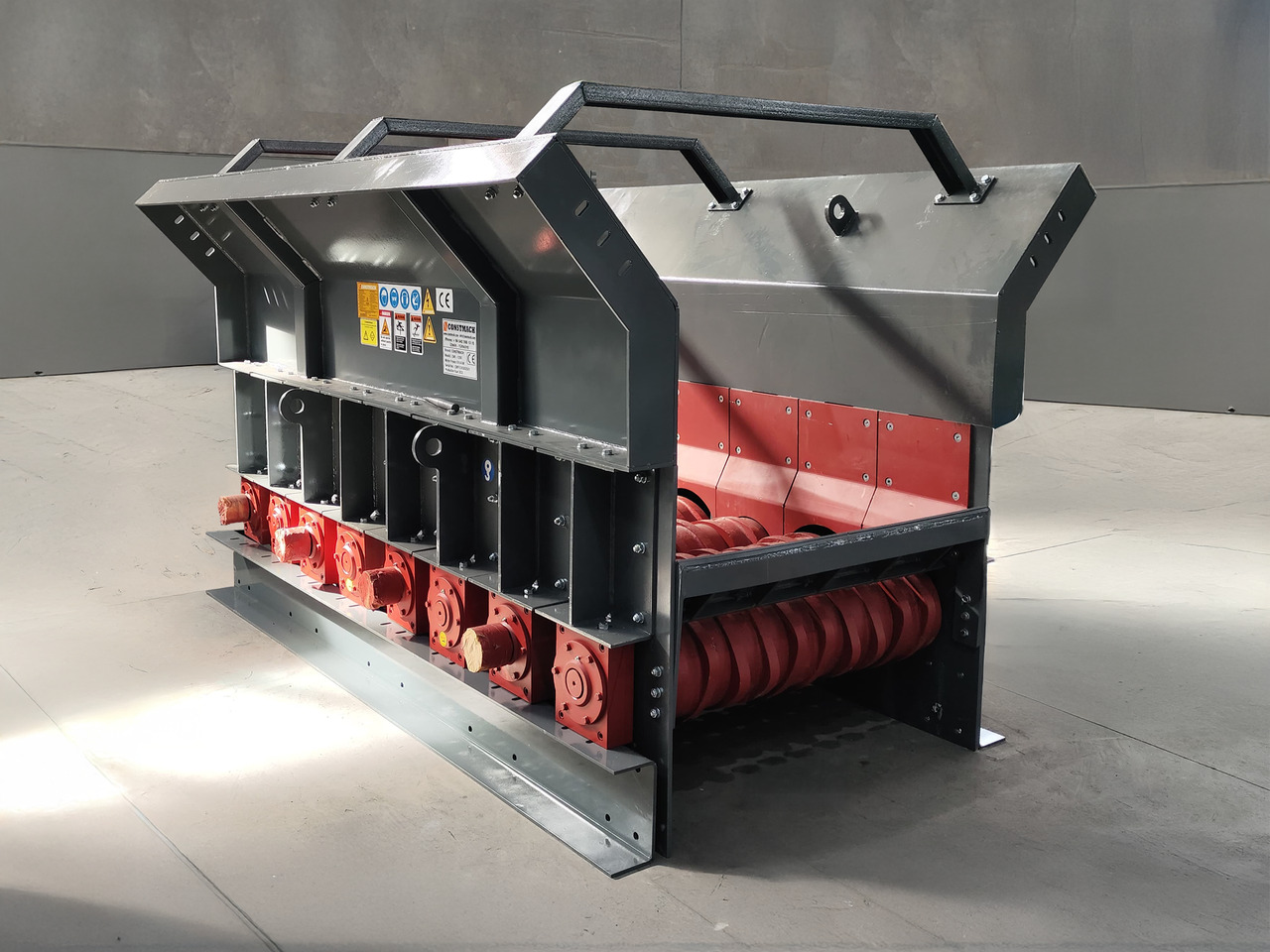 CONSTMACH High-Performance Wobbler Feeder for Continuous Material Flow | Industrial-Grade Feeder System - آلات التعدين: صورة 1 CONSTMACH High-Performance Wobbler Feeder for Continuous Material Flow | Industrial-Grade Feeder System - آلات التعدين: صورة 1