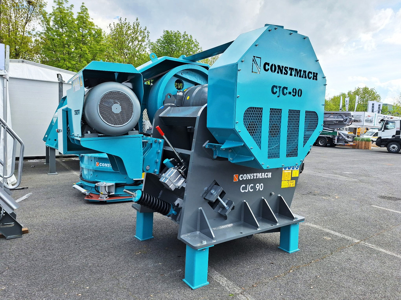 Constmach 420-850 Tph Backenbrecher Bester Preis - كسارة فكية: صورة 1 Constmach 420-850 Tph Backenbrecher Bester Preis - كسارة فكية: صورة 1