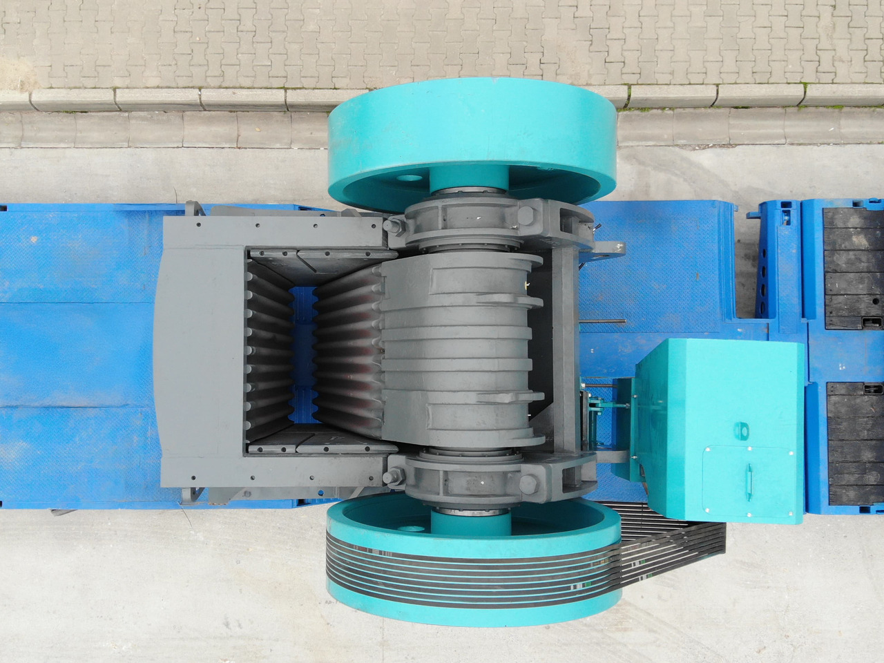 Constmach 420-850 Tph Backenbrecher Bester Preis - كسارة فكية: صورة 5 Constmach 420-850 Tph Backenbrecher Bester Preis - كسارة فكية: صورة 5