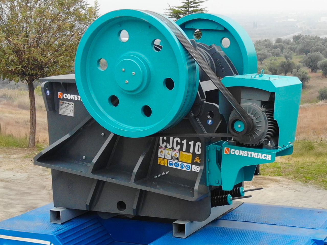 Constmach 420-850 Tph Backenbrecher Bester Preis - كسارة فكية: صورة 4 Constmach 420-850 Tph Backenbrecher Bester Preis - كسارة فكية: صورة 4