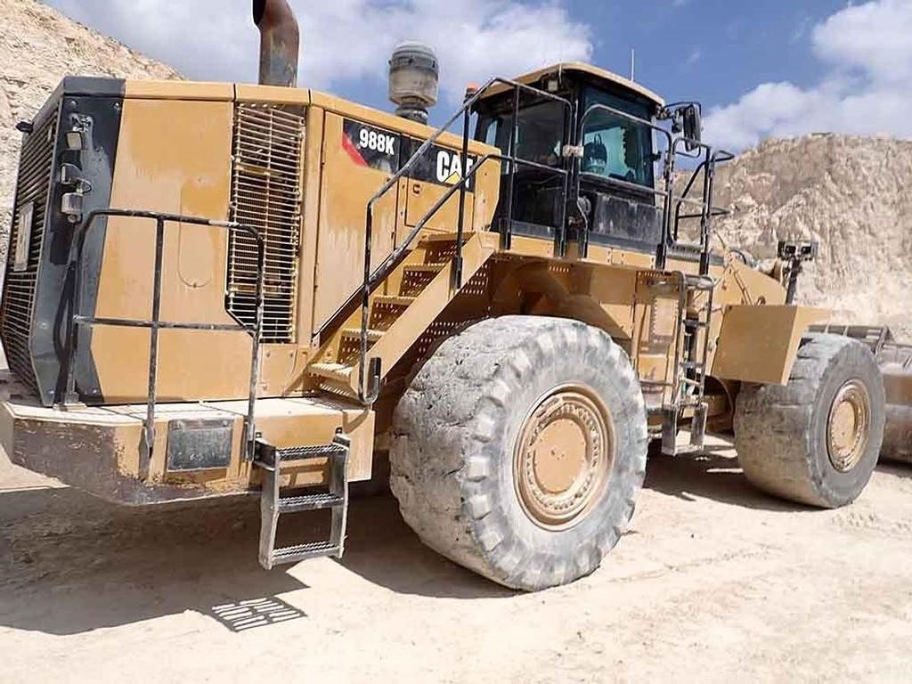 CAT 988K - اللودر بعجل: صورة 1 CAT 988K - اللودر بعجل: صورة 1
