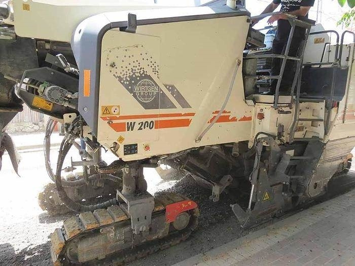 Wirtgen W200  - ماكينة الكشط على البارد: صورة 4 Wirtgen W200  - ماكينة الكشط على البارد: صورة 4