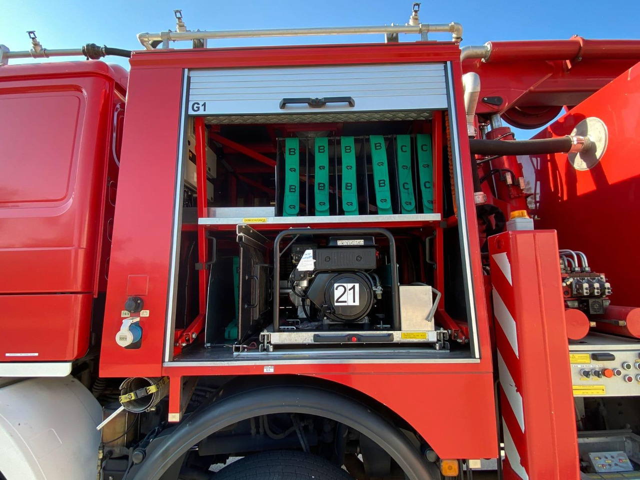 MAN 35.403 - شاحنة حريق: صورة 5 MAN 35.403 - شاحنة حريق: صورة 5