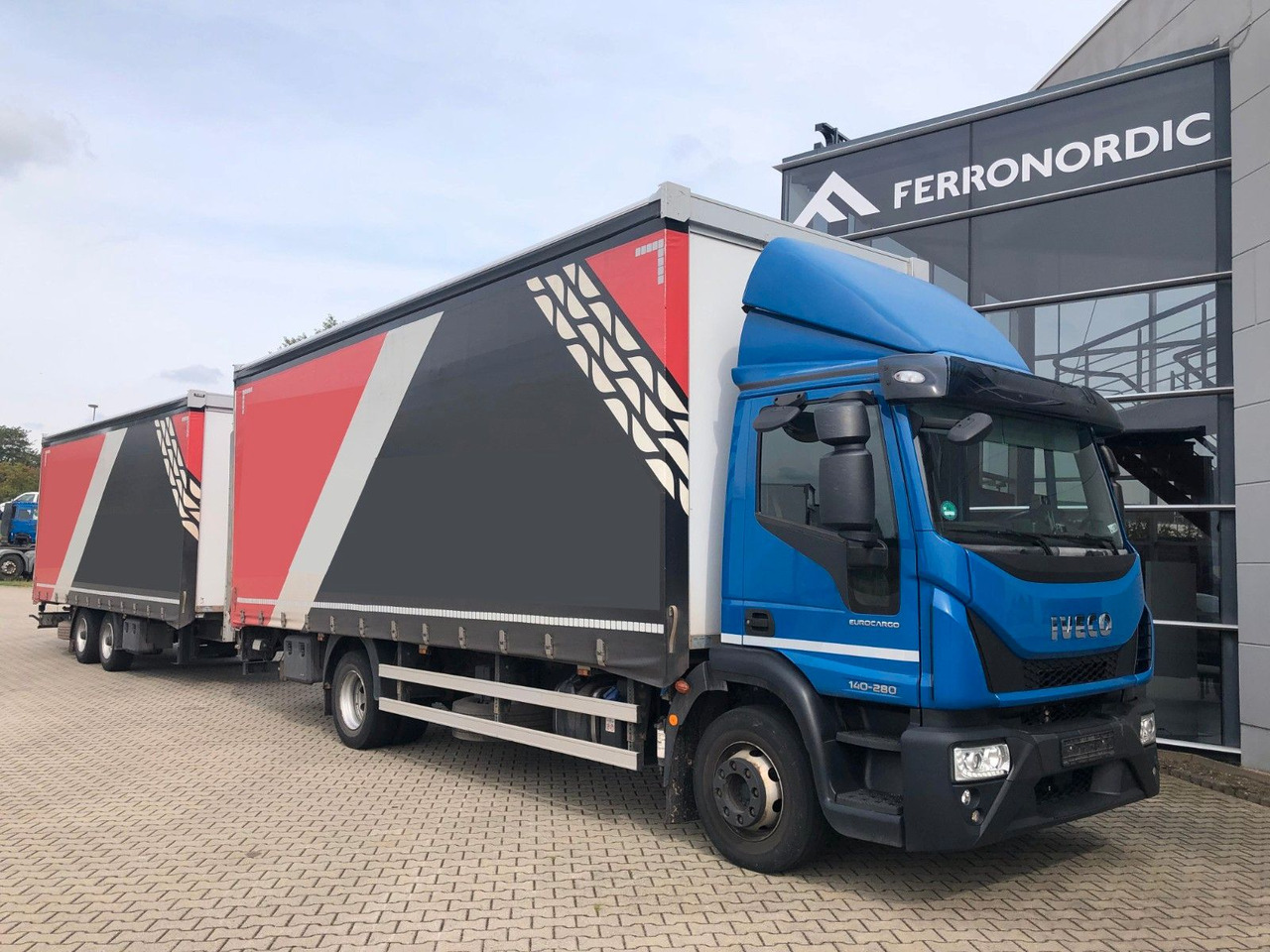 Iveco 140E 280 Kompletzug*LBW*Kamera - شاحنة ذات ستائر جانبية: صورة 1 Iveco 140E 280 Kompletzug*LBW*Kamera - شاحنة ذات ستائر جانبية: صورة 1