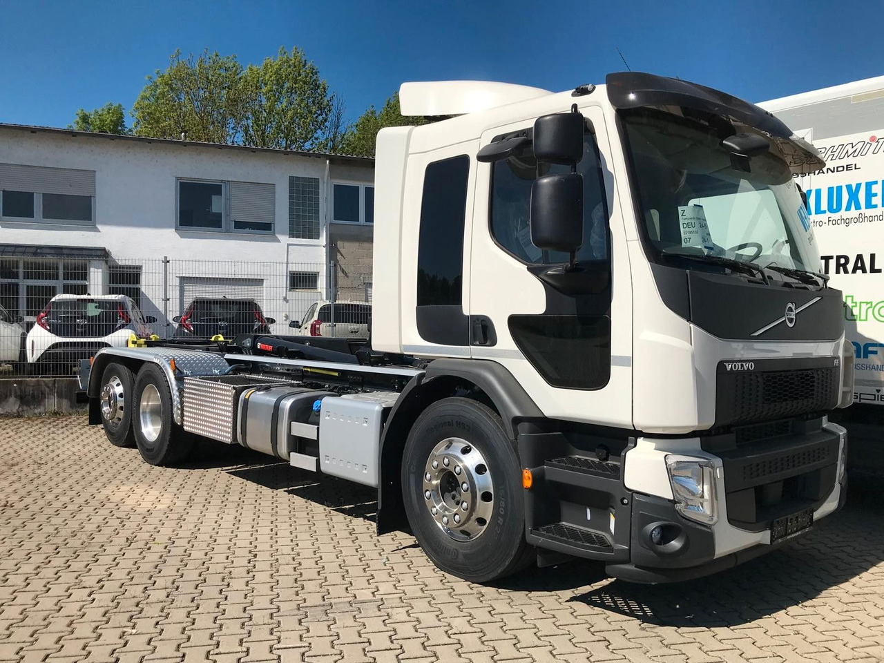 Volvo FE 320 6x2 - شاحنة برافعة خطافية: صورة 1 Volvo FE 320 6x2 - شاحنة برافعة خطافية: صورة 1