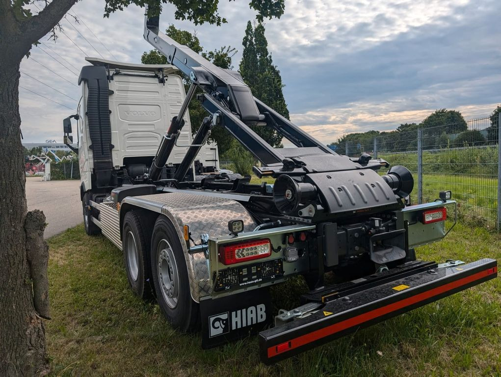 Volvo FH 5006x2 R - شاحنة برافعة خطافية: صورة 4 Volvo FH 5006x2 R - شاحنة برافعة خطافية: صورة 4
