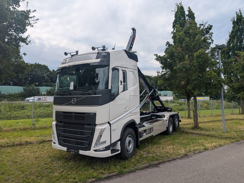 Volvo FH 5006x2 R - شاحنة برافعة خطافية: صورة 2 Volvo FH 5006x2 R - شاحنة برافعة خطافية: صورة 2