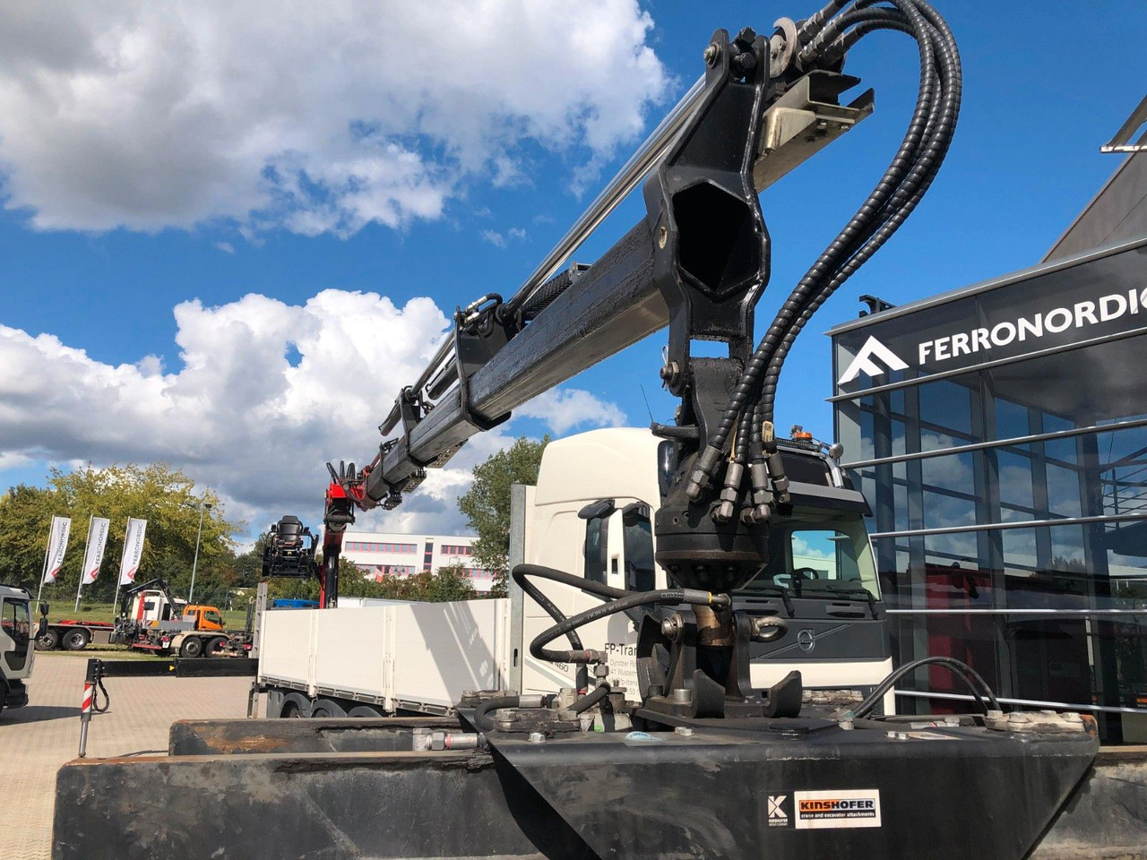 Volvo FH460 8x2 TRIDEM VLA&NLA gelenkt*FASSI F215AS.24 - شاحنات مسطحة, شاحنة كرين: صورة 4 Volvo FH460 8x2 TRIDEM VLA&NLA gelenkt*FASSI F215AS.24 - شاحنات مسطحة, شاحنة كرين: صورة 4
