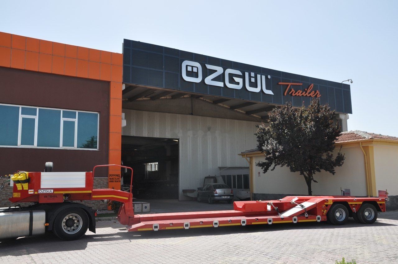 Özgül 2 AXLE LOW LOADER - نصف مقطورة بلودر منخفض: صورة 1 Özgül 2 AXLE LOW LOADER - نصف مقطورة بلودر منخفض: صورة 1