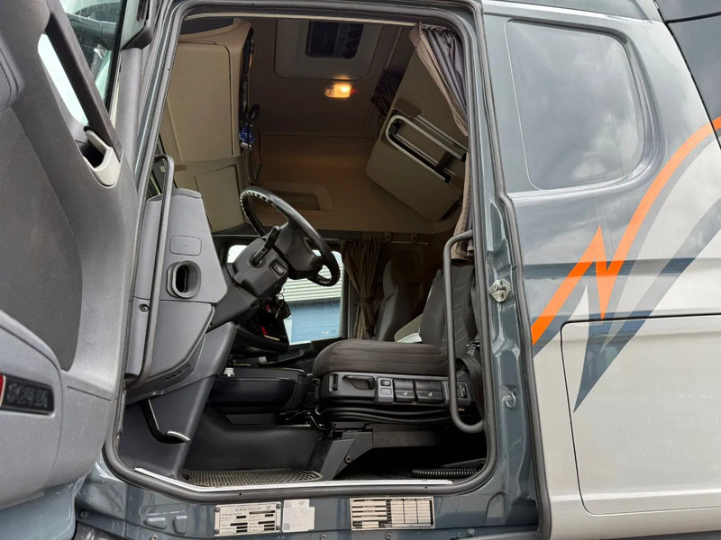 رأس تريلا Scania R580 V8 8x4/4 HNA: صورة 10