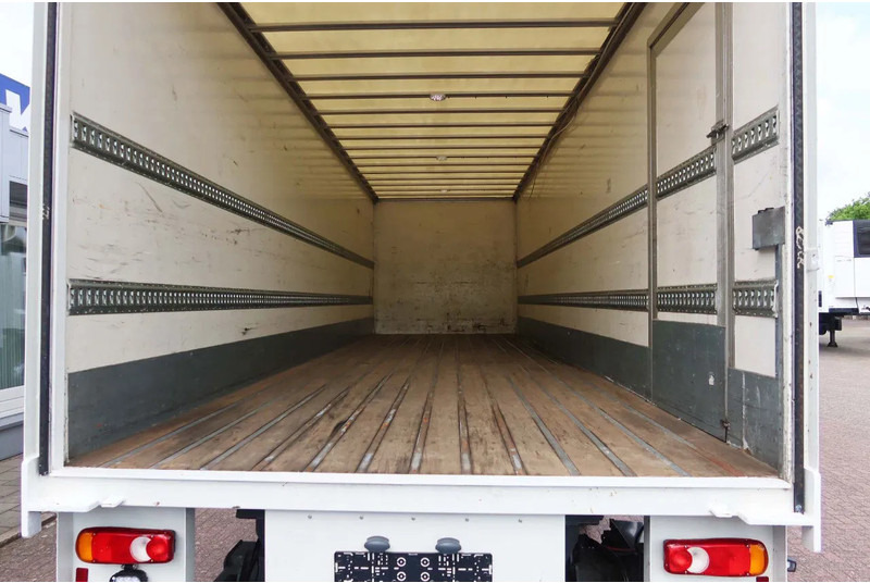 DAF CF 290 Bak+Klep Dhollandia 2.000 kg - شاحنة صندوقية: صورة 4 DAF CF 290 Bak+Klep Dhollandia 2.000 kg - شاحنة صندوقية: صورة 4