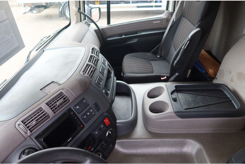 DAF CF 290 FA Bak+ klep Dhollandia 2000 kg - شاحنة صندوقية: صورة 5 DAF CF 290 FA Bak+ klep Dhollandia 2000 kg - شاحنة صندوقية: صورة 5