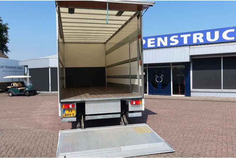DAF LF 210 Bakwagen + Dhollandia klep 1500 kg - شاحنة صندوقية: صورة 4 DAF LF 210 Bakwagen + Dhollandia klep 1500 kg - شاحنة صندوقية: صورة 4