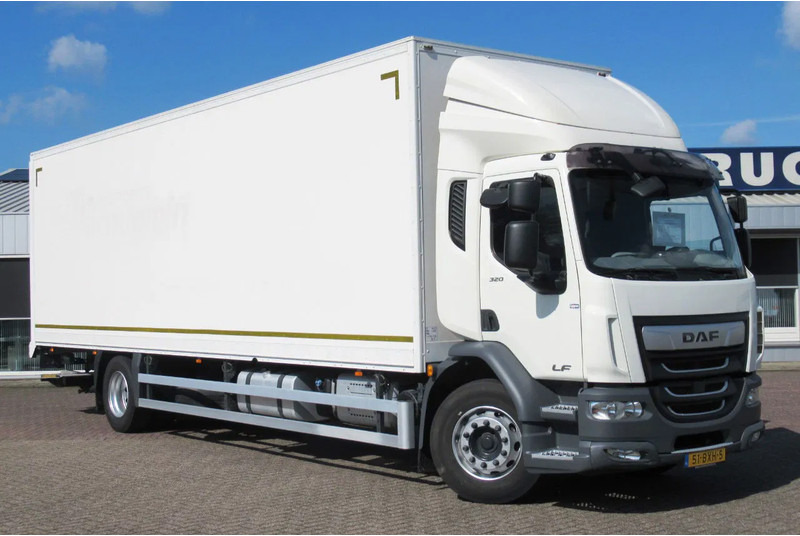 DAF LF 55 320 Euro 6 - شاحنة صندوقية: صورة 2 DAF LF 55 320 Euro 6 - شاحنة صندوقية: صورة 2
