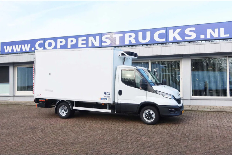 Iveco Daily 35C16 Carrier Xarios 350 Koel+Vries+verwarmen + stekker 220 volt, Dhollandia 750 kg klep - شاحنة توصيل مبردة: صورة 2 Iveco Daily 35C16 Carrier Xarios 350 Koel+Vries+verwarmen + stekker 220 volt, Dhollandia 750 kg klep - شاحنة توصيل مبردة: صورة 2