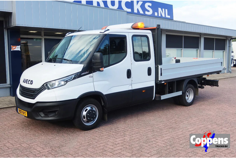 Iveco Daily 35C16 HI Matic Dubbele cabine open 7 persoons uitvoering. Dubbel lucht achter as. 3.0 L motor - شاحنة توصيل مفتوحة, الشاحنات الصغيرة كابينة مزدوجة: صورة 1 Iveco Daily 35C16 HI Matic Dubbele cabine open 7 persoons uitvoering. Dubbel lucht achter as. 3.0 L motor - شاحنة توصيل مفتوحة, الشاحنات الصغيرة كابينة مزدوجة: صورة 1