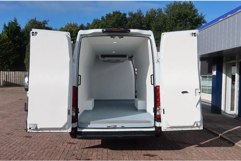 Iveco Daily 35S16 Iveco 35S16 L3/H2 Koel/Vries/ verwarmen Carrier Xarios 350 + 220 volt nacht aansluiting - شاحنة توصيل مبردة: صورة 3 Iveco Daily 35S16 Iveco 35S16 L3/H2 Koel/Vries/ verwarmen Carrier Xarios 350 + 220 volt nacht aansluiting - شاحنة توصيل مبردة: صورة 3