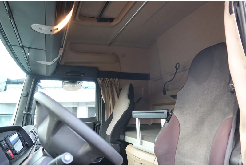 MAN TGX 18 .340 4x2 Full air Chassis, twist locks - شاحنة بهيكل معدني للمقصورة: صورة 5 MAN TGX 18 .340 4x2 Full air Chassis, twist locks - شاحنة بهيكل معدني للمقصورة: صورة 5