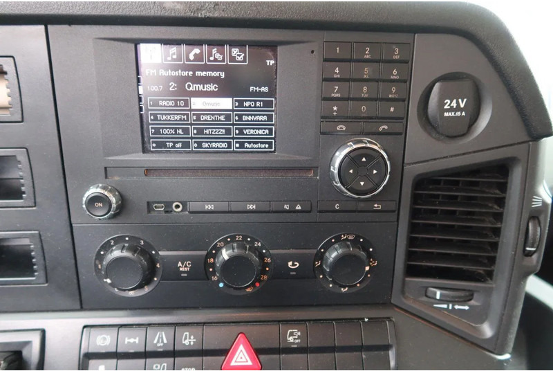 شاحنة صندوقية Mercedes-Benz Antos 1924L Huif + Klep Dhollandia 2000 KG Euro 6: صورة 7 شاحنة صندوقية Mercedes-Benz Antos 1924L Huif + Klep Dhollandia 2000 KG Euro 6: صورة 7