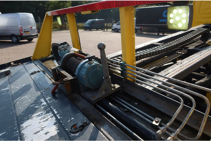 Mercedes-Benz Atego 1221 L Takelwagen 6 persoons - شاحنة سحب: صورة 3 Mercedes-Benz Atego 1221 L Takelwagen 6 persoons - شاحنة سحب: صورة 3