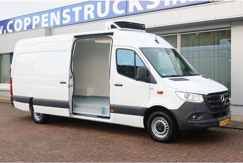 Mercedes-Benz Sprinter 315 CDI Carrier Xarios 350 Koel/vries/verwamen + nacht aansluiting 220 volt. - شاحنة توصيل مبردة: صورة 2 Mercedes-Benz Sprinter 315 CDI Carrier Xarios 350 Koel/vries/verwamen + nacht aansluiting 220 volt. - شاحنة توصيل مبردة: صورة 2