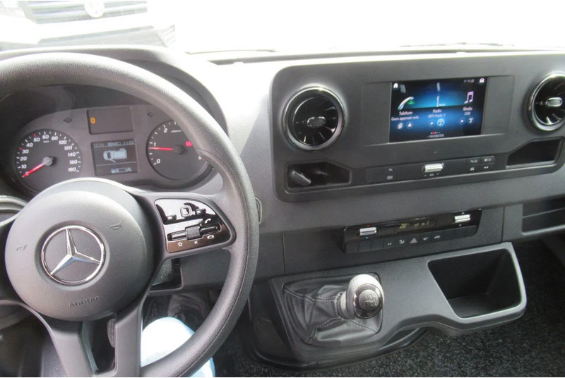 Mercedes-Benz Sprinter 317 CDI Koel / Vries/ verwarmen Carrier Xarios 350 + 220 volt nacht stekkerL2/H2 - شاحنة توصيل مبردة: صورة 5 Mercedes-Benz Sprinter 317 CDI Koel / Vries/ verwarmen Carrier Xarios 350 + 220 volt nacht stekkerL2/H2 - شاحنة توصيل مبردة: صورة 5