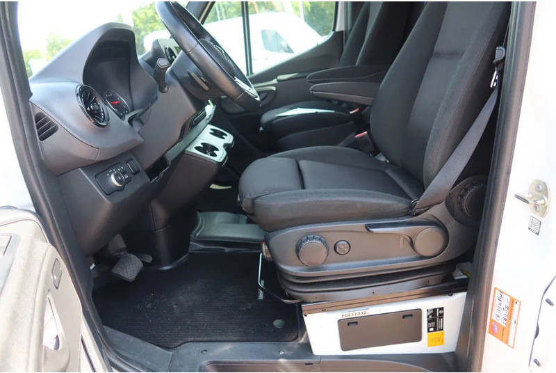 Mercedes-Benz Sprinter 317 Koel/Vries L2/H2 220 Volt stekker - شاحنة توصيل مبردة: صورة 5 Mercedes-Benz Sprinter 317 Koel/Vries L2/H2 220 Volt stekker - شاحنة توصيل مبردة: صورة 5