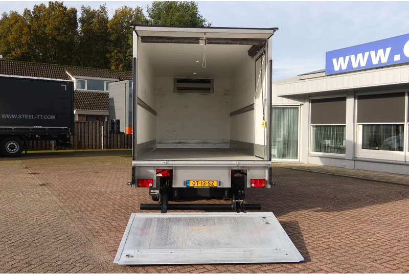 Mercedes-Benz Sprinter 519 CDI B.E. Koel Combi + Laadklep 1000kg Met Stekker 220 Volt - شاحنة توصيل مبردة: صورة 3 Mercedes-Benz Sprinter 519 CDI B.E. Koel Combi + Laadklep 1000kg Met Stekker 220 Volt - شاحنة توصيل مبردة: صورة 3