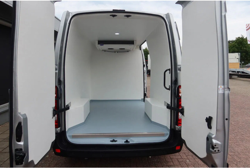 Renault Master Red Edition 150 PK Carrier Xarios 350 Koele/vriezen/verwarmen + nachtaansluiting 220 volt. - شاحنة توصيل مبردة: صورة 3 Renault Master Red Edition 150 PK Carrier Xarios 350 Koele/vriezen/verwarmen + nachtaansluiting 220 volt. - شاحنة توصيل مبردة: صورة 3