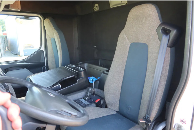 Volvo FE Bak+Klep Dhollanida 2.000 kg - شاحنة صندوقية: صورة 5 Volvo FE Bak+Klep Dhollanida 2.000 kg - شاحنة صندوقية: صورة 5